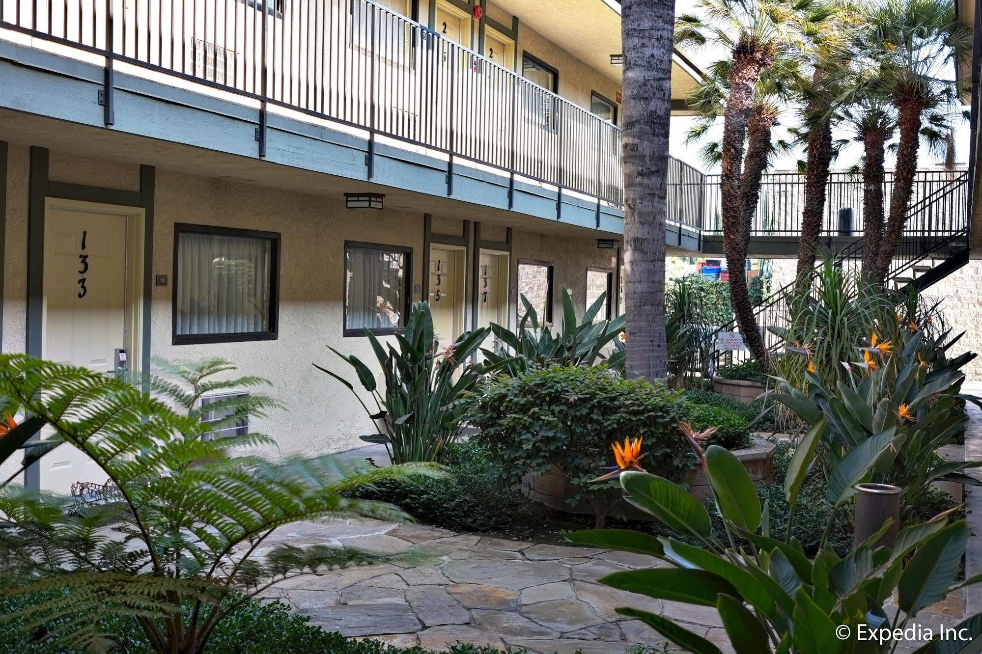 Lemon Heights Inn Tustin Exterior foto